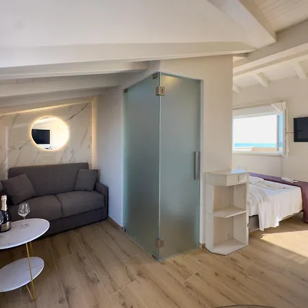 Junior Biagi Apart Otel